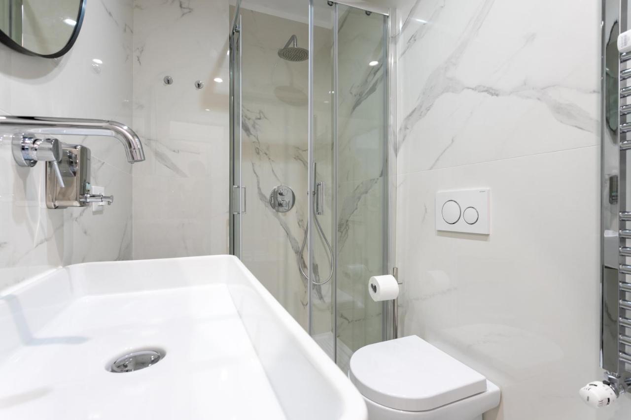 Luna Homes - Bilocale In Mac Mahon Milan Exterior photo